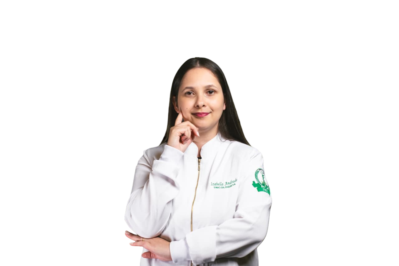 Izabella Andrade em seu consultório de tricologia em Itapecerica da Serra